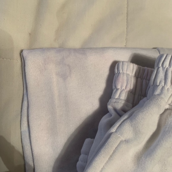 Missguided white sweatpants - Picture 3 of 3